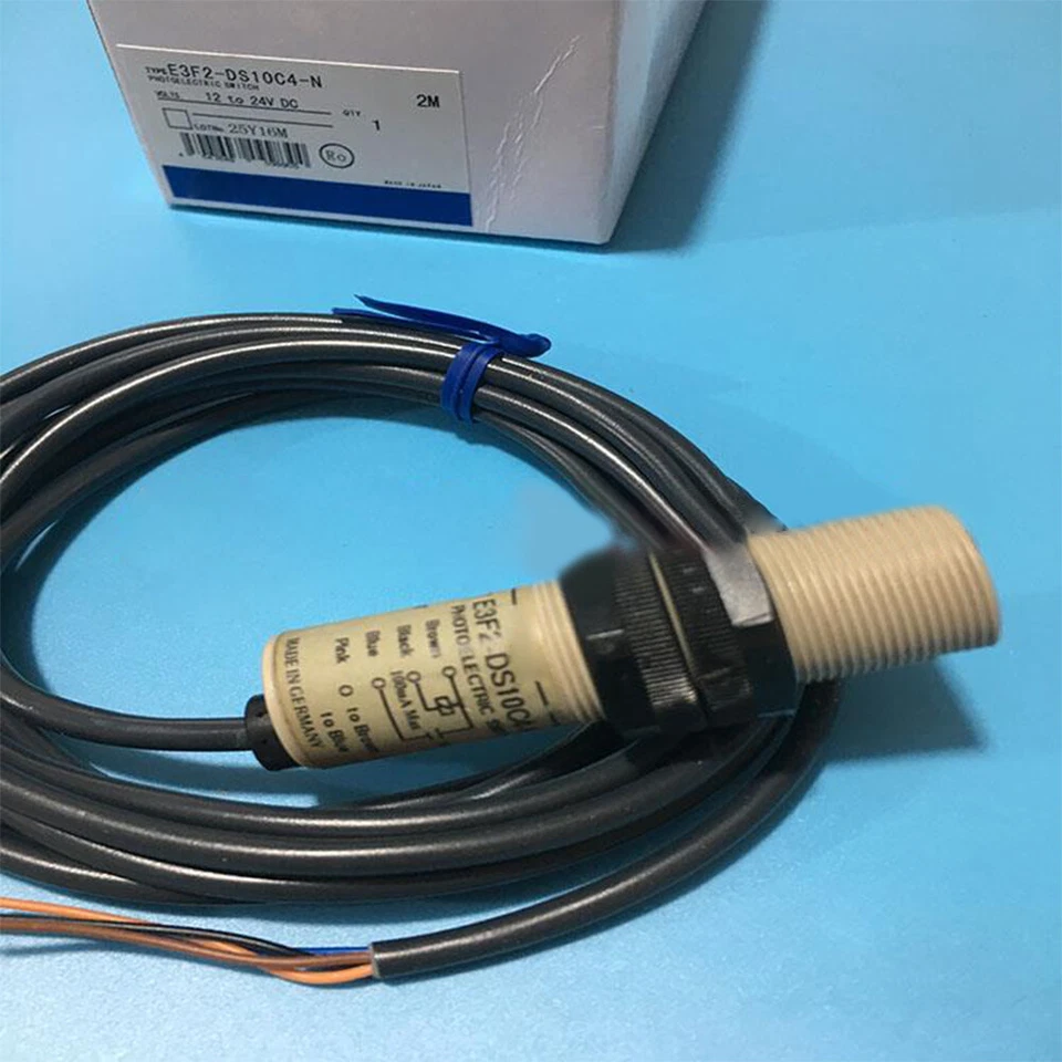 Omron E3F2-DS10C4-N Photoelectric Switch Sensor Free Shipping 1Pc New - Image 2 of 4