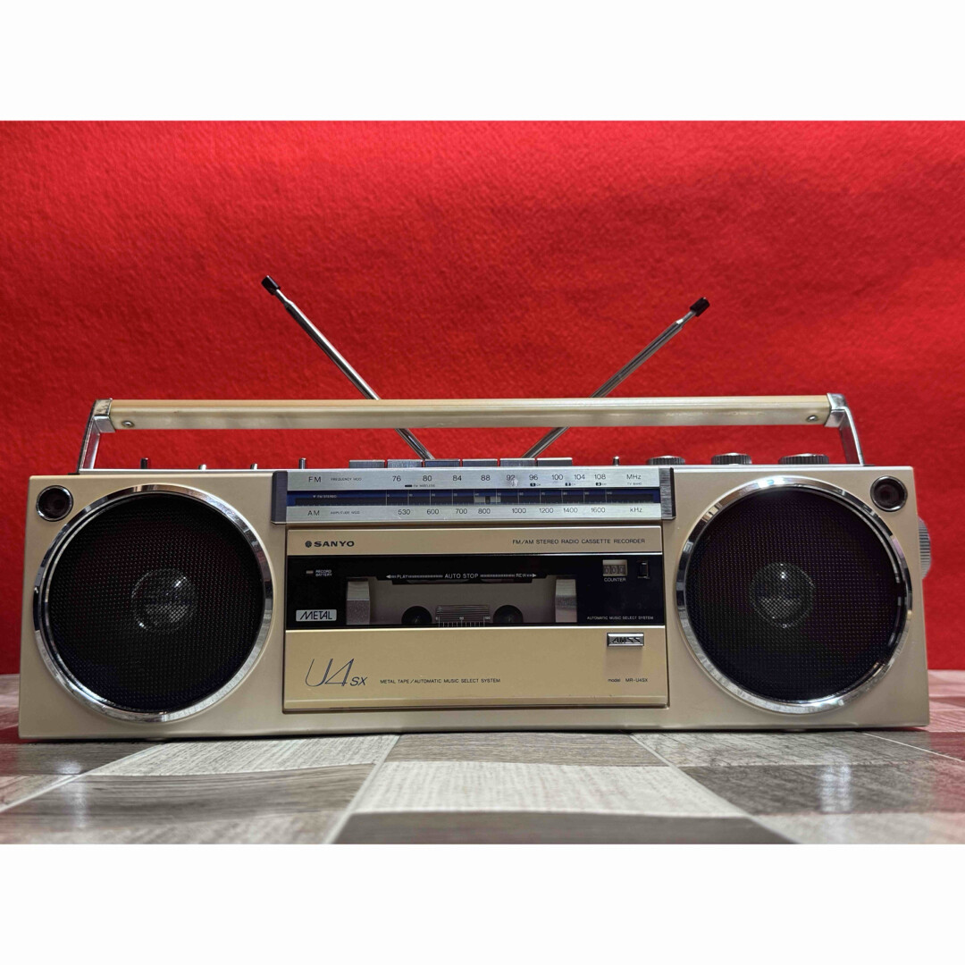 SANYO MR-U4SX FM/AM Stereo Teleco Radio Cassette Recorder