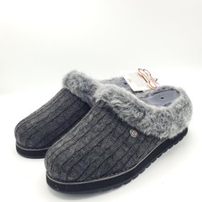 Skechers ice angel new sweater knit faux fur slippers Bob's dog size 8