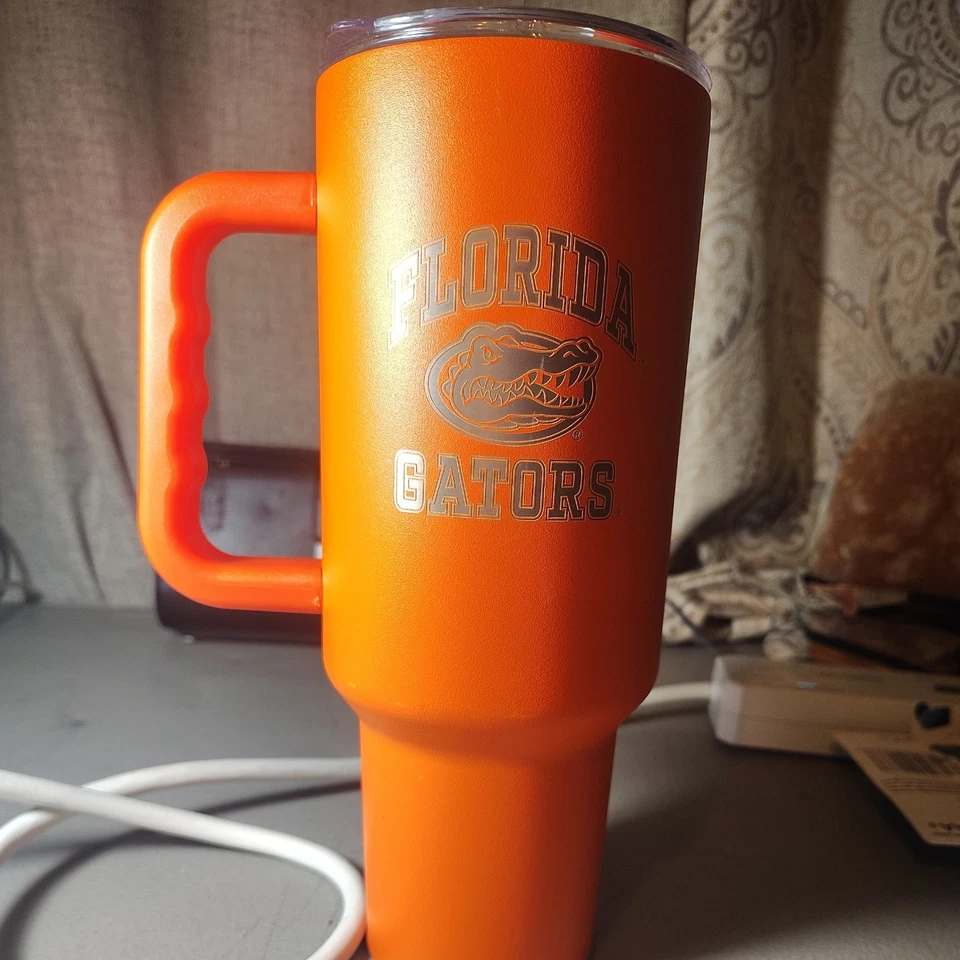 nunca usado!!!! Vaso de viaje Logo Brands NCAA Florida Gators 40 oz Foto 3 de 4
