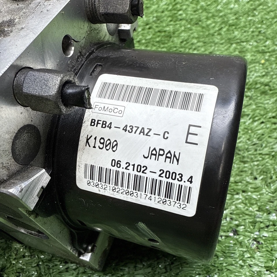 Bomba/modulador abs Mazda 3 Bl 04/2009-10/2013 com DSC P/N BFB4437AZC - Imagem 2 de 4