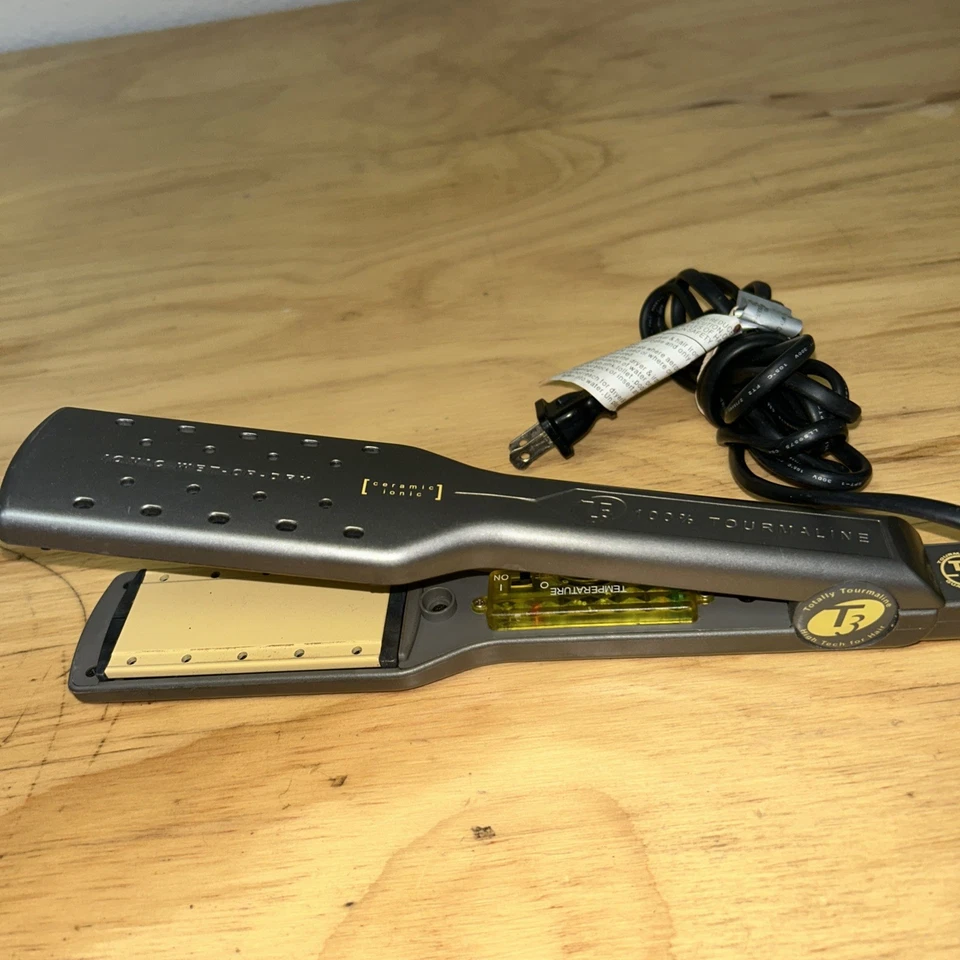 T3 Tourmaline Wet Dry Professional Ionic 1.75” Ceramic Styling Flat Iron 83922 - Image 2 of 4