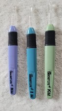 Preowned Set of 3 Crochet Lite Hooks Multi Colors Sizes H, I, and K