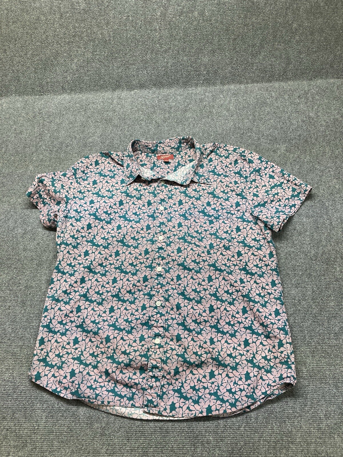 Picture 1 of 10