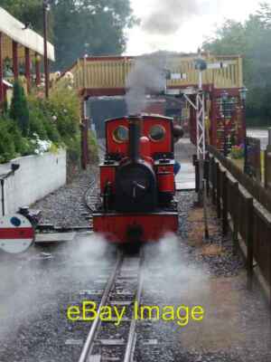 Foto 6x4 Nr. 8 King Arthur all steamed up Harper's Gate Many of the engi c2012