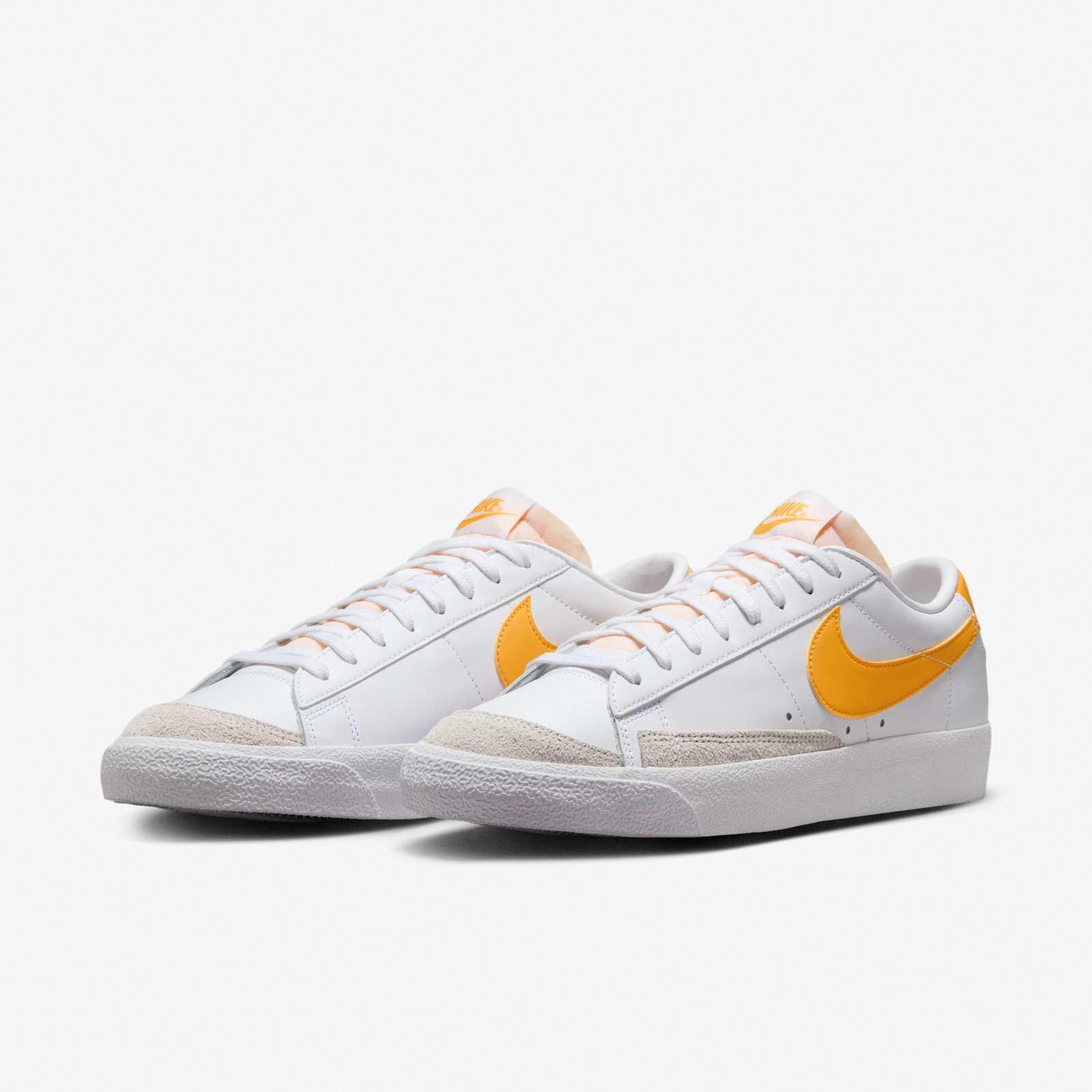 Nike Blazer Low 77 VNTG White University Gold Men Casual Shoes DA6364-112