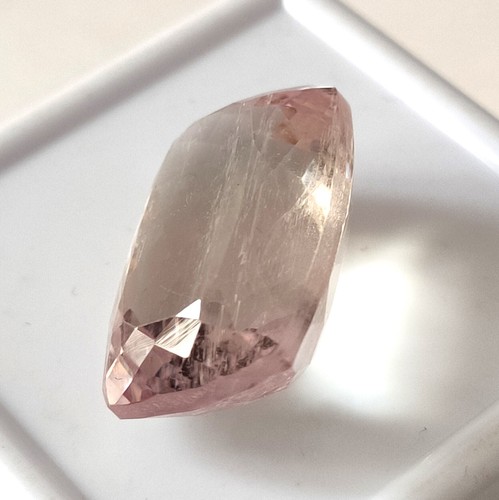 Pink Kunzite Long Cushion Shape Faceted Natural Untreated Gemstone 29.65 Carat - Picture 3 of 5