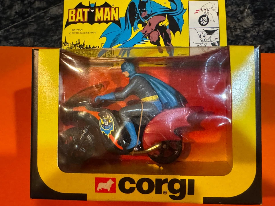 CORGI #268 BATMAN BATBIKE (NIB) 1983 w/Missles - Image 3 of 4