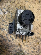 2002 2003 LEXUS ES300 CAMRY OEM ABS ANTI LOCK BRAKE PUMP ASSEMBLY W/O TRACTION