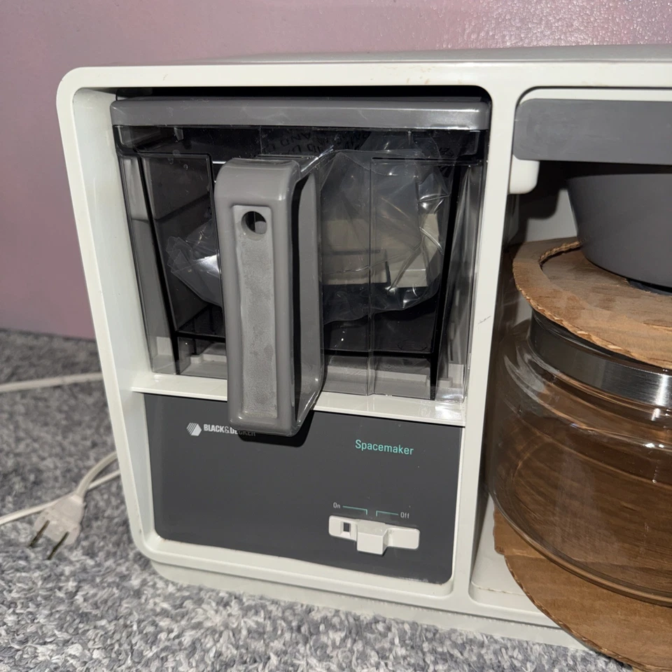 Vintage Black & Decker Spacemaker Drip Coffee Maker SDC1G Type 2 Tested Works - Image 2 of 4