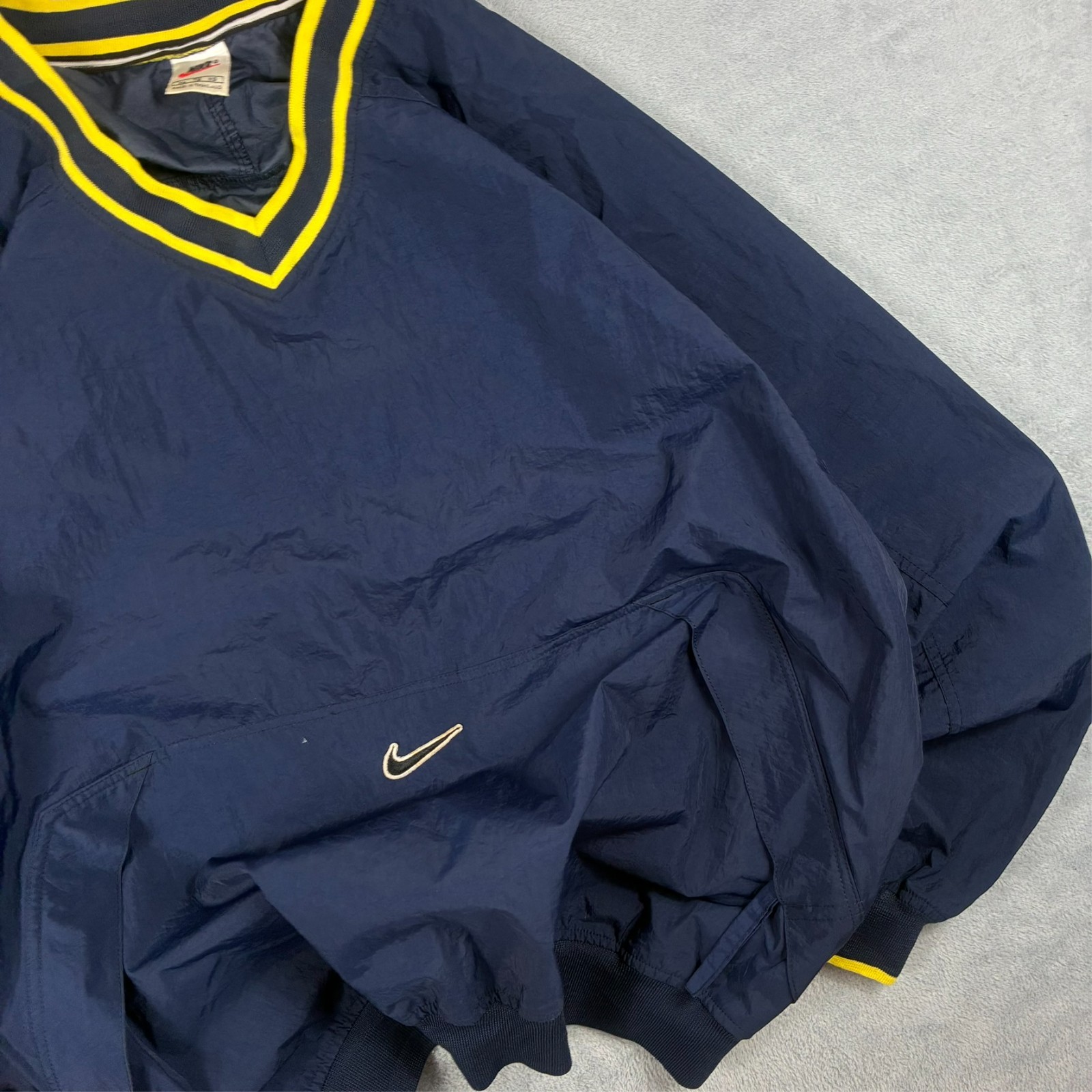 VTG Nike 1990's Navy Mini Swoosh Oversized Size XL V-Neck Shell Drill Sweatshirt image 4