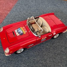 Hot Wheels 1/18 Ferrari 250 GT California Spider 1998 Collectible with Box