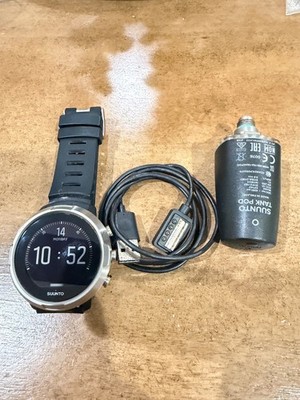Suunto D5 Dive Computer + Tank POD + Charge Cable   81 Dives