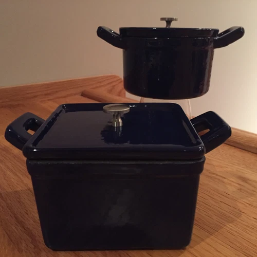 Technique 4 Piece Mini Cobalt Blue Enameled Cast Iron Cooking Pots ~ NWOB & RARE