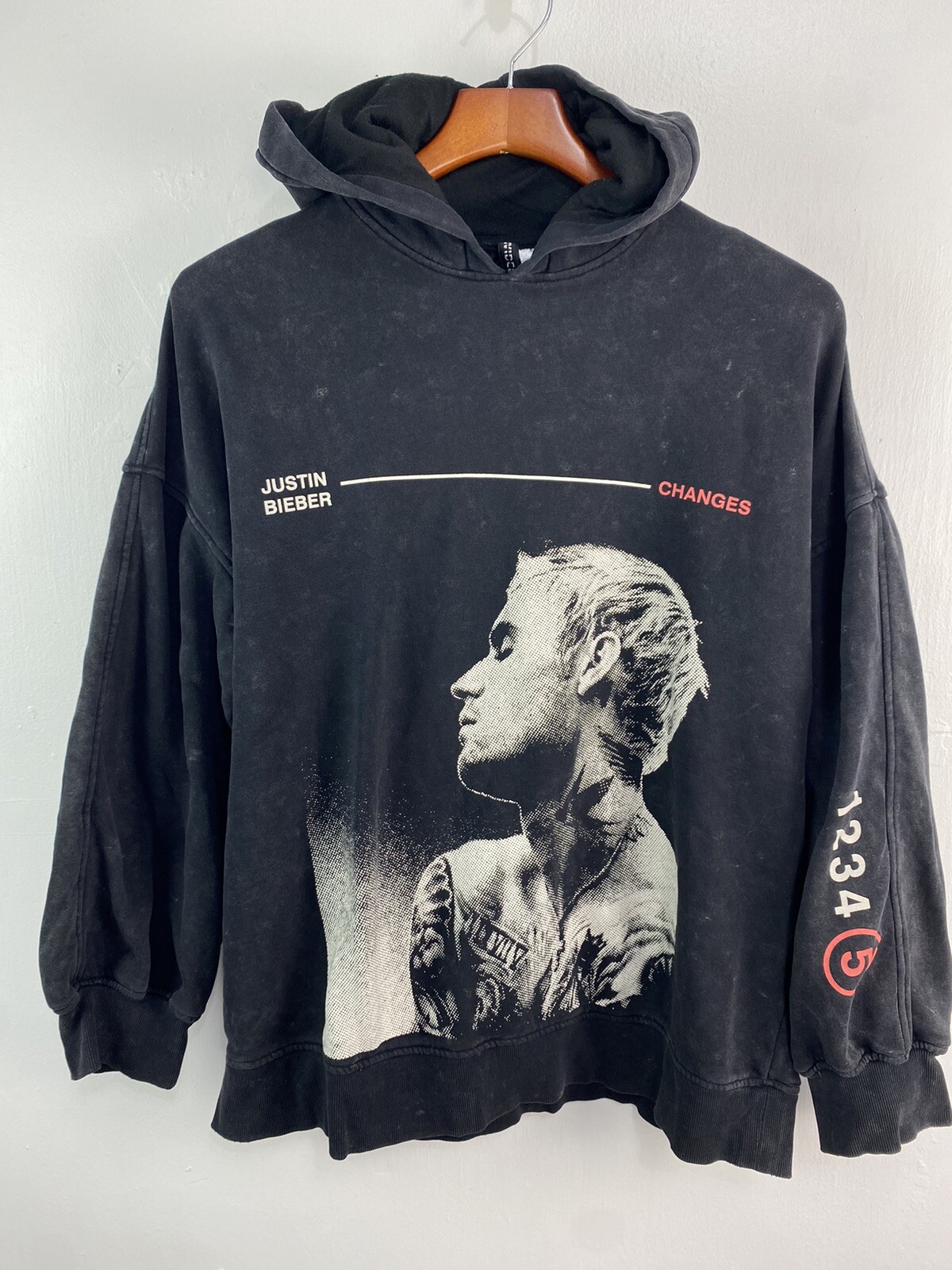 Justin Bieber Changes Hoodie Sz Small Pullover Sweatshirt Black Hu0026amp;M  Graphic Logo | eBay