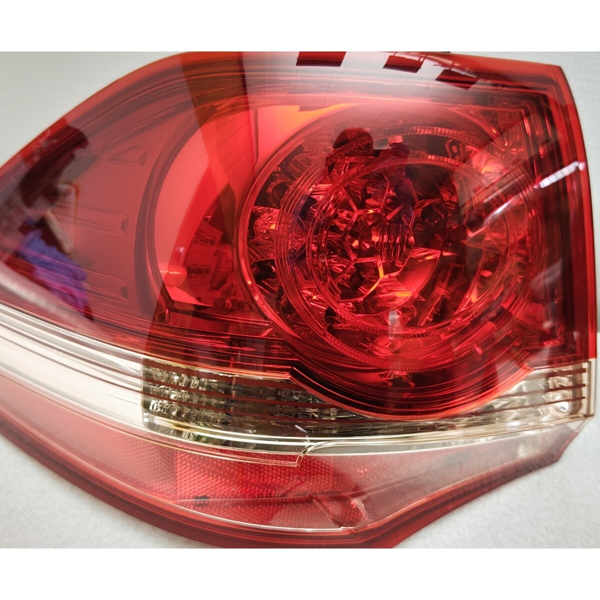 パーツ TOYOTA CROWN ATHELETE TAIL LAMPS Near Mint】Toyota Crown Athlete Tail Lights AWS210 GRS210
