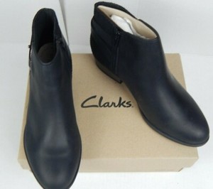 clarks addiy gladys