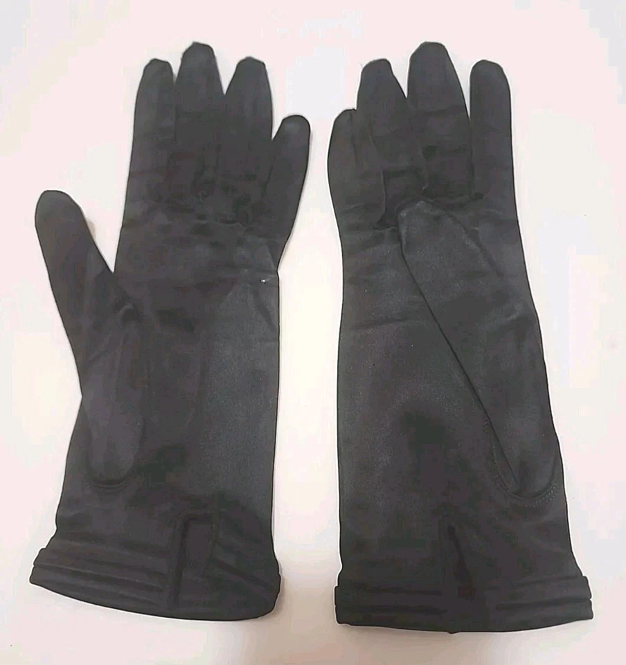 LUVAS DE CETIM PRETAS VINTAGE DÉCADA DE 1960 comprimento do pulso tamanho 6 1/2 Meyers Make novas sem etiquetas - Imagem 2 de 4