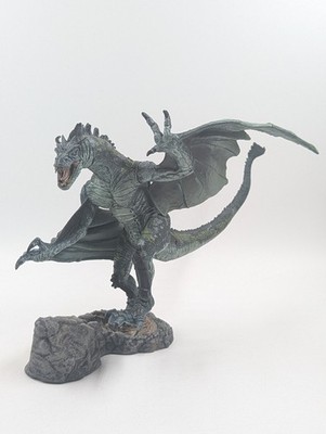 McFarlane's Dragons 2005 Series 2 Berserker Dragon Clan Quest for the Lost King