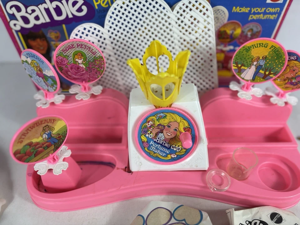 Vintage 1978 Barbie Perfume Maker Set w/ Original Box - image 4 of 4