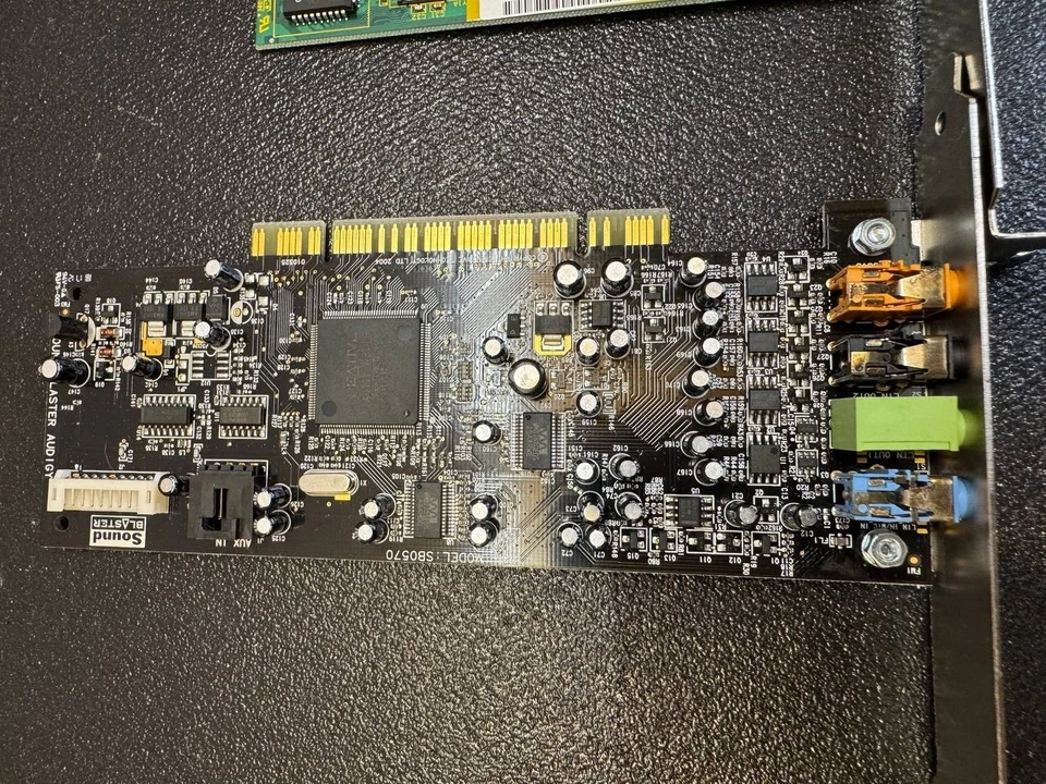 Vintage PCI / PCI-E Lot – PNY 7600GS, SB0570, Belkin USB, VIA, 3Com – Untested - Image 3 of 4