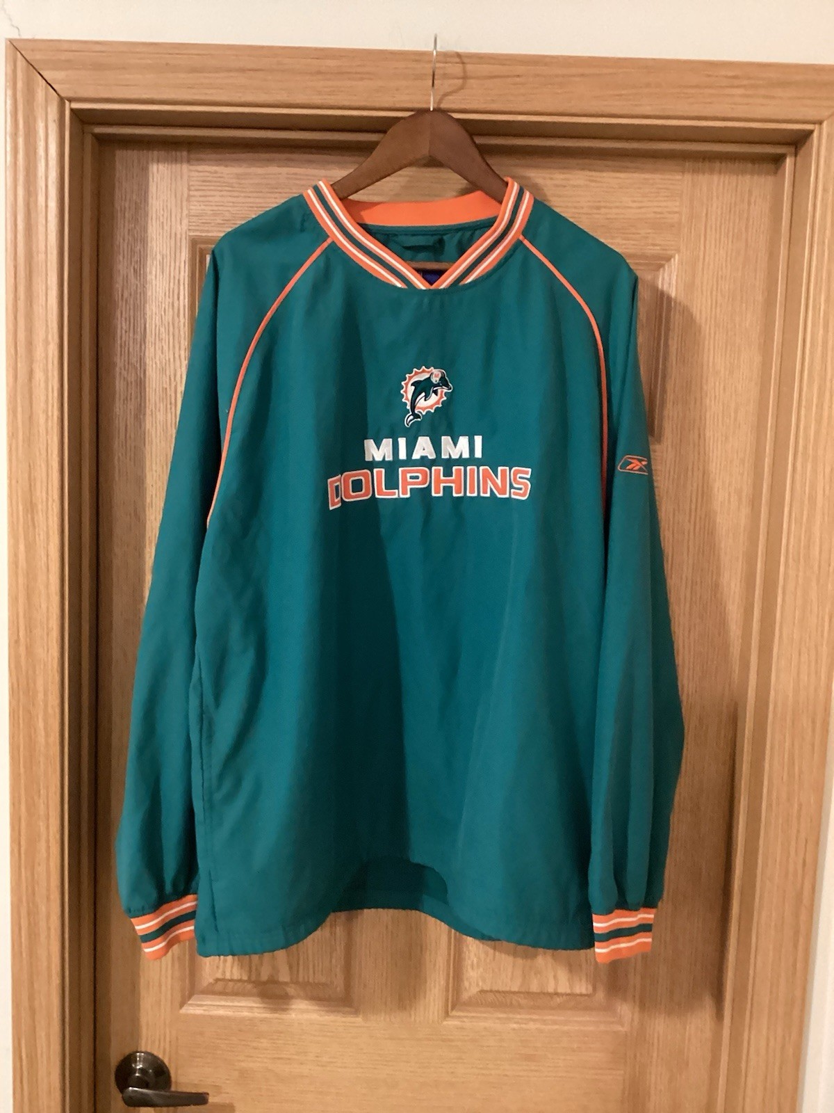 Reebok NFL Miami Dolphins Wind Shirt Men Size L Pullover Long Sleeves Jacket