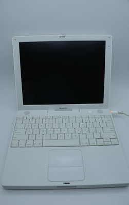 【美品】iBook G4.12インチ　純正マウス付き　ホワイト 美品】iBook G4.12インチ 純正マウス付き ホワイト