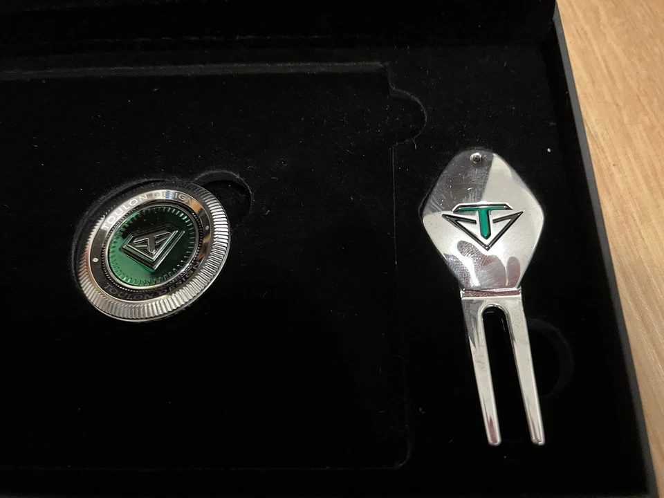 Odyssey Toulon Garage Las Vegas Putter / 33 Inch - Image 4 of 4