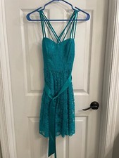 Windsor Green Lace Tie Belt Crossover Stray Dress