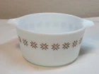 Vintage Pyrex #473 Brown Star 1 Qt Round Casserole Dish Town and Country No Lid