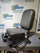 99-06 Chevy Silverado Front Centermiddle Seat 00 01 02 03 04 05 Nice