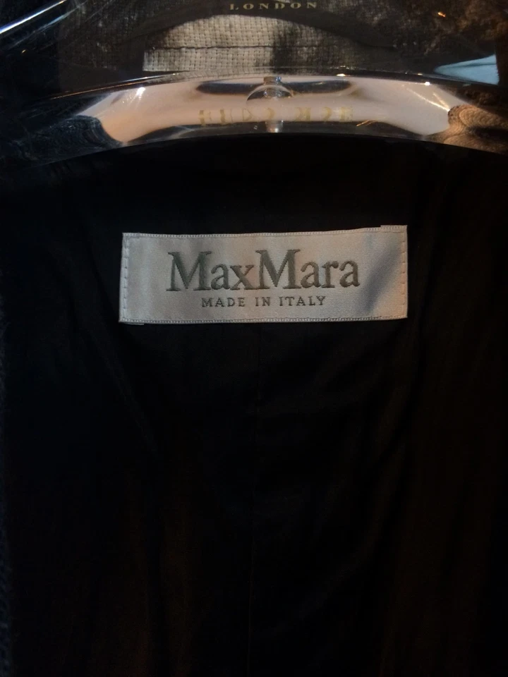 Max Mara Animal Print Waistcoat, Max Mara Waistcoat, Animal Print, Size 6 UK - Image 3 of 4