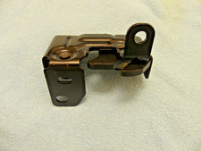 ??Original Mercedes W222 W231 V297 Motorhaubenschlo&szlig; Unterteil A1728800560