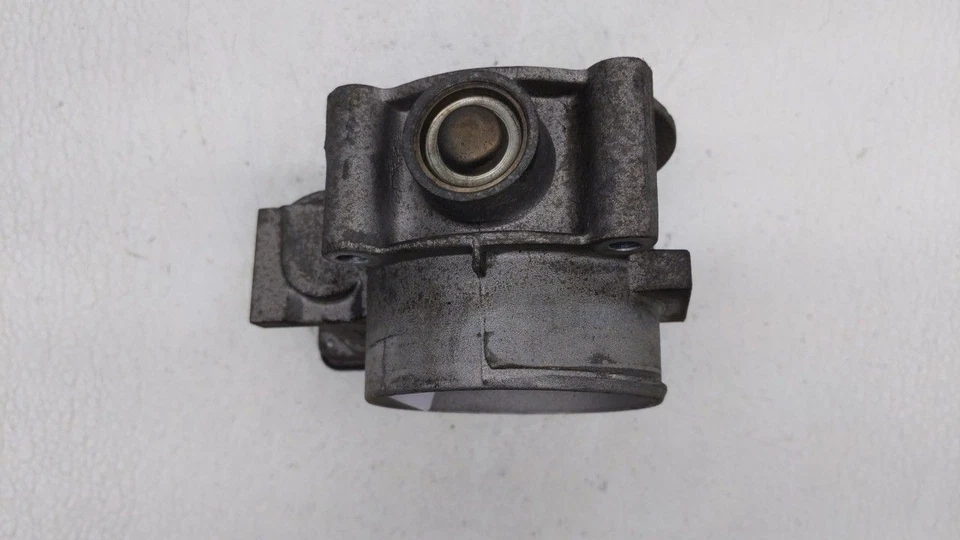 Ford Taurus X 2008-2009 carrocería del acelerador JG1V1 Foto 3 de 4