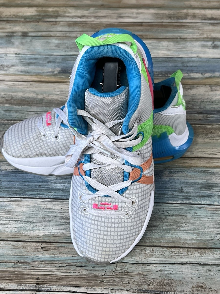 MENS USA SIZE 8.5 NIKE LEBRON WITNESS 7 GREY FOG MULTICOLOR DM1123