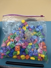 BAG OF FOAM SHAPES AND STRING FOR CRAFTING