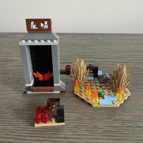 LEGO Harry Potter: The Burrow (4840) Building Set with Minifigures Retired 2010