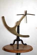 ANCIENNE BALANCE PÈSE FIL DE SOIE INSTRUMENT DE MESURE DÉBUT XIXe PIAT à PARIS