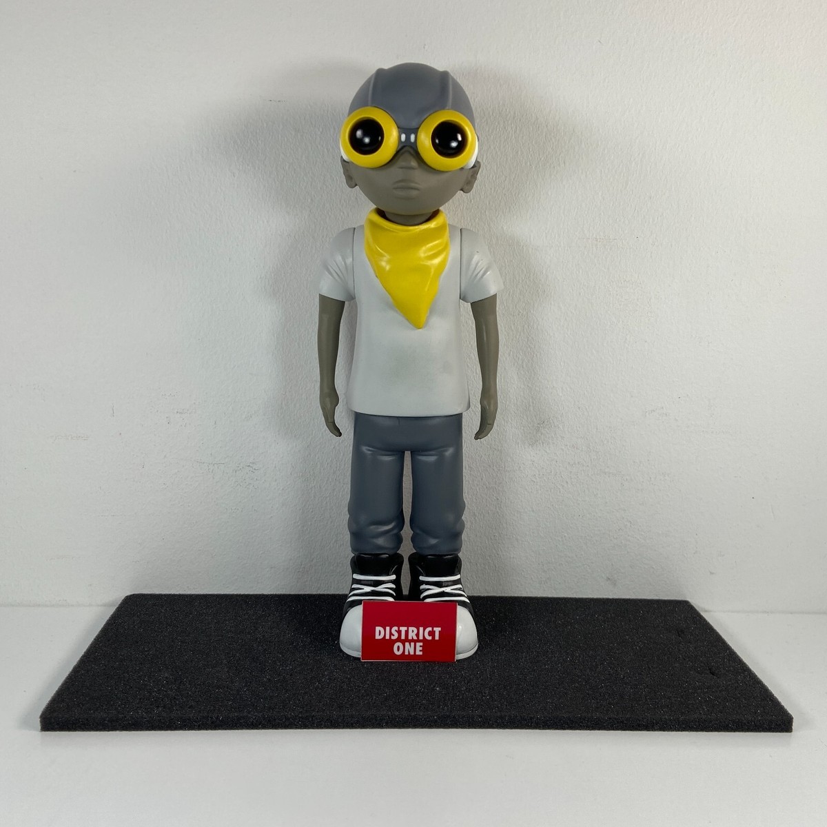 HEBRU BRANTLEY ヘブルブラントリー フィギュア サイン入り HEBRU BRANTLEY ヘブルブラントリー フィギュア サイン入り