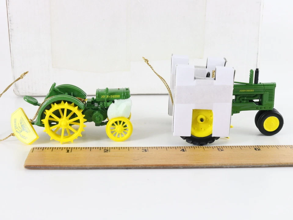 John Deere Tractor Ornaments Model D & Model A Danbury Mint 038-001/002 - Image 4 of 4