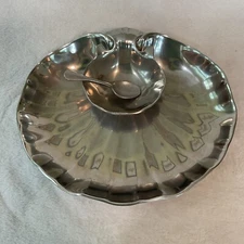 Wilton Co Armetale RWP Hors d'oeures Chip Dip Tray Clamshell Pewter Bowl Spoon