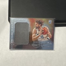 2012-13 BRILLIANCE BASKETBALL PATCH CARD ROBIN LOPEZ