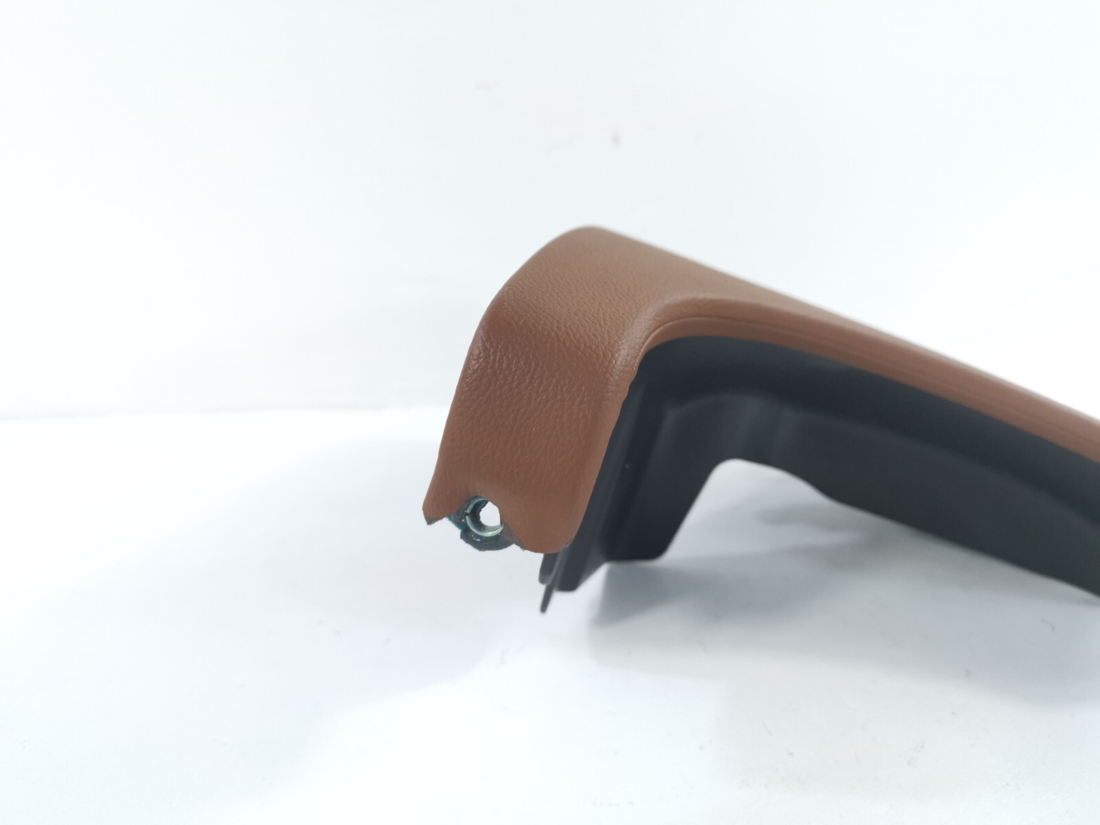 14-19 MASERATI QUATTROPORTE S FRONT LEFT DASH LOWER TRIM