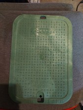 NDS 113C Pokrywa skrzynki zaworów 11-5/8" szer. x 16-13/16" dł. x 2" wys. prostokątna zielona zielona