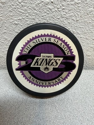 LA KINGS 25th Anniversary NHL HOCKEY PUCK - The Silver Season, Los Angeles Kings