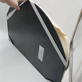 K&H MANUFACTURA ALFOMBRILLA TÉRMICA PARA MASCOTAS, 30X10, CON CABLE - NEGRO/BEIGE Foto 3 de 4