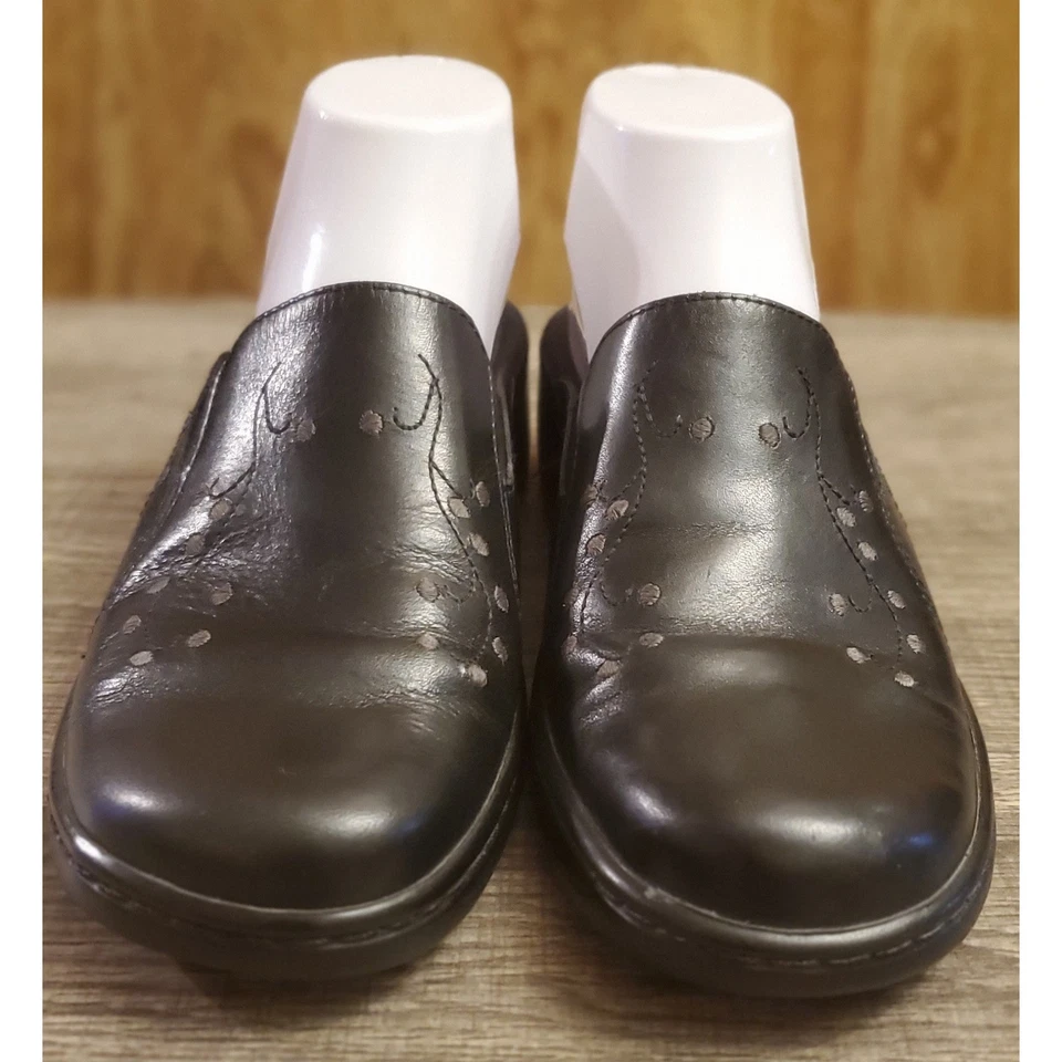 Clarks Leather Slip On Wedge Clogs Women's Size 8 Black - Image 2 of 4