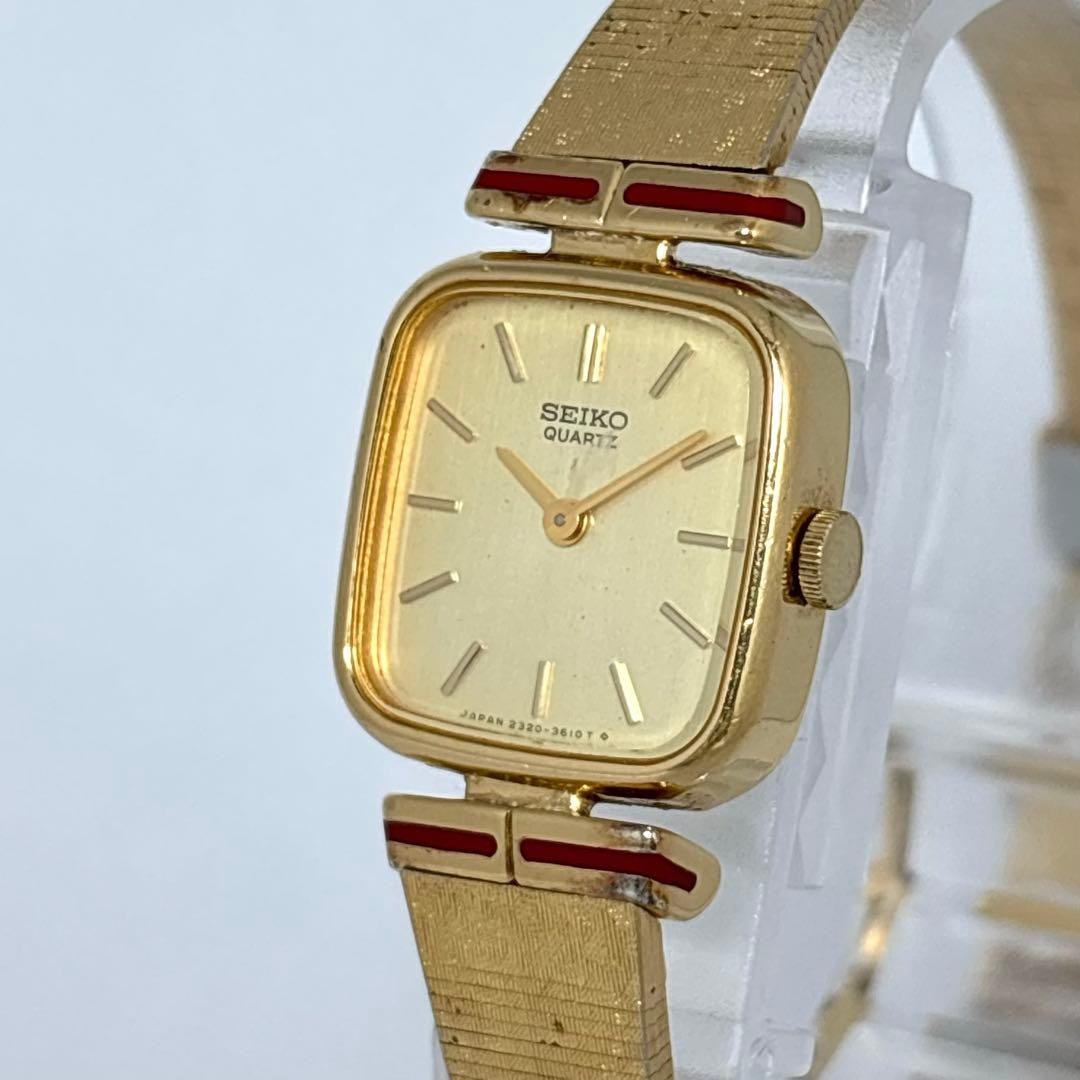 Working condition, battery replaced. Seiko ladies' dress watch, square shape