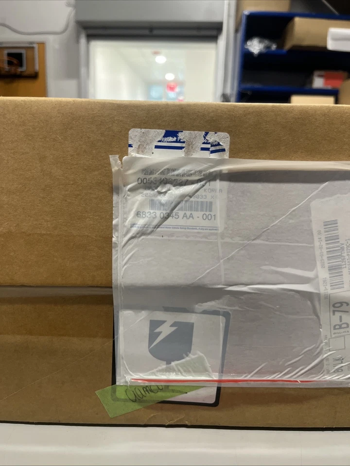 NEW OEM Mopar Driver Side Inner Tail Light 68330345AA Jeep Cherokee 2014-2018 - Image 2 of 4