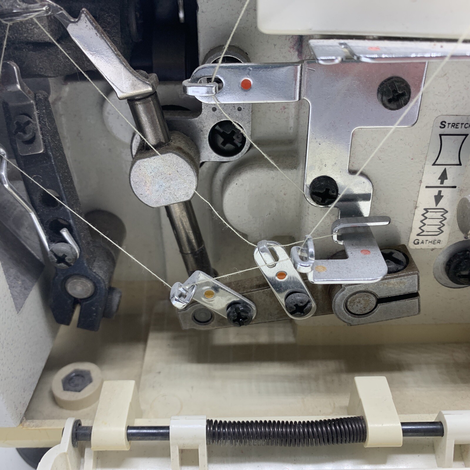 SINGER 14U354B SERGER OVERLOCK MERRITT MACHINE works tested eBay